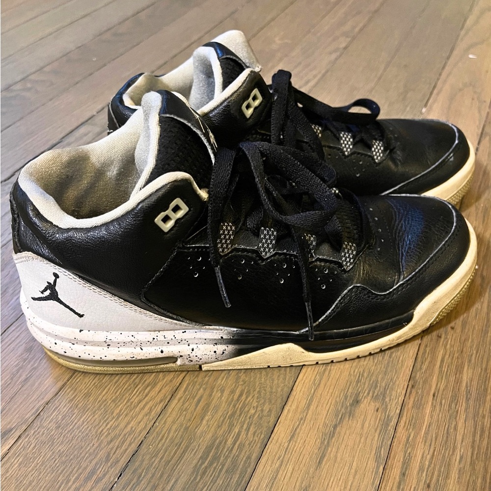 Jordan flights black&white, size 6y